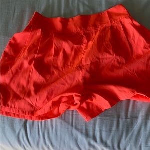 Cute American Eagle shorts.